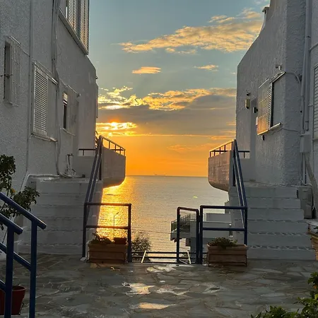 Traditional Seaview Maisonette Saronida Exterior photo