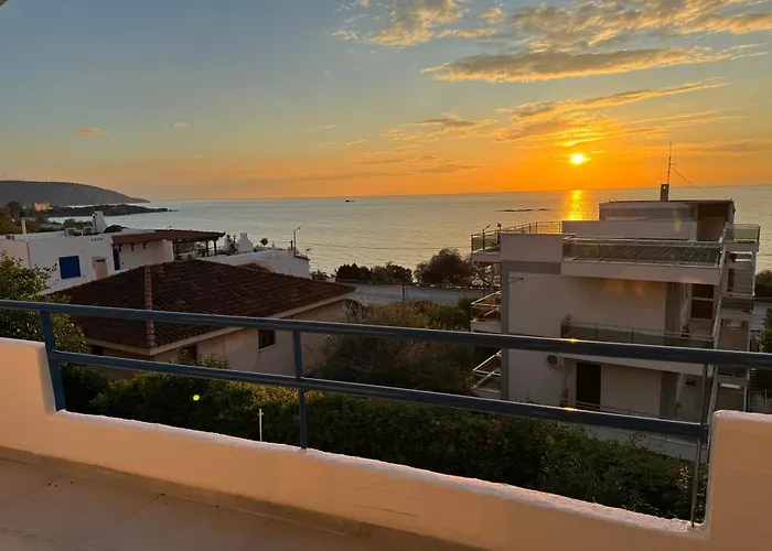 Traditional Seaview Maisonette