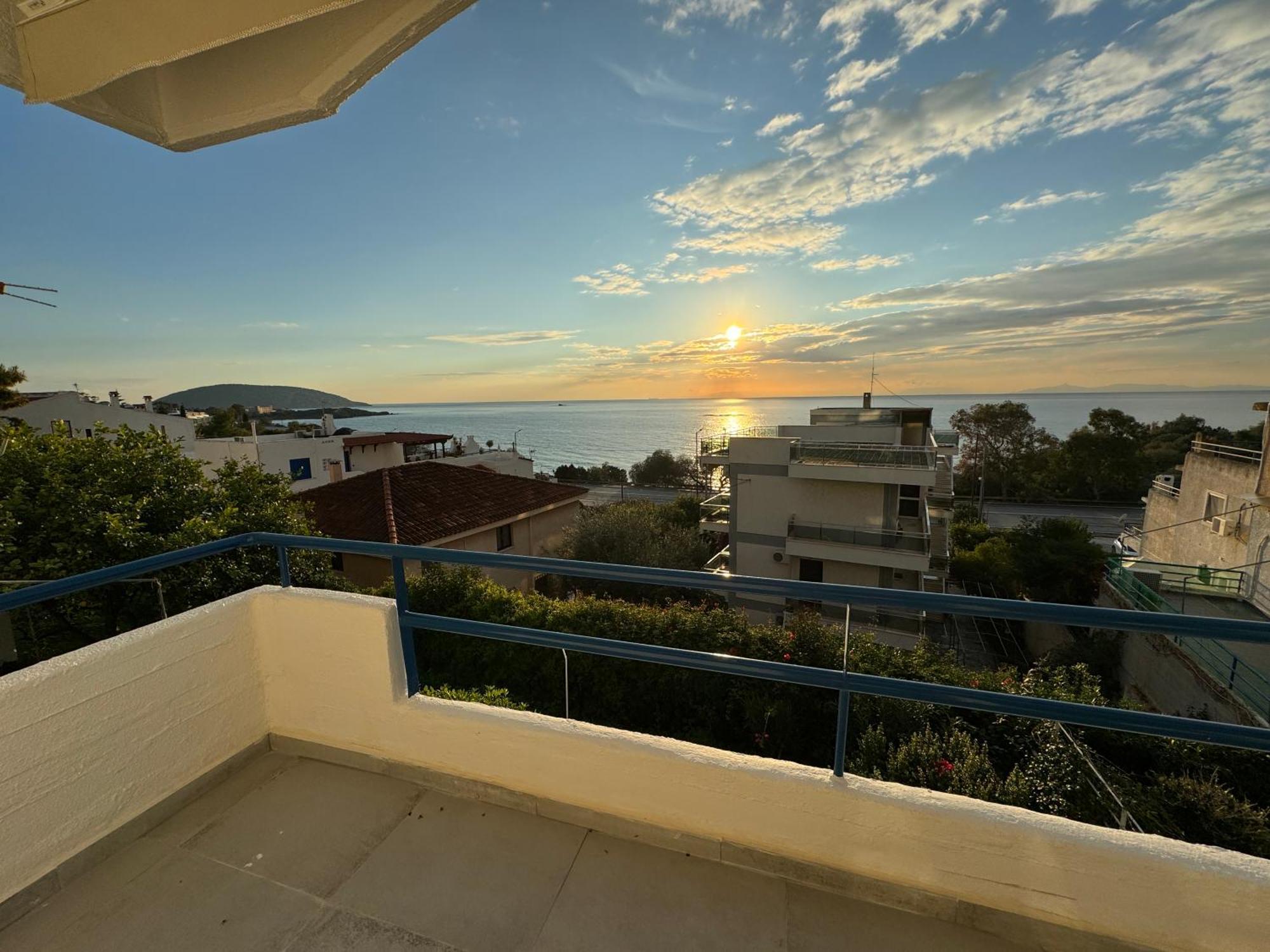 Apartment Traditional Seaview Maisonette