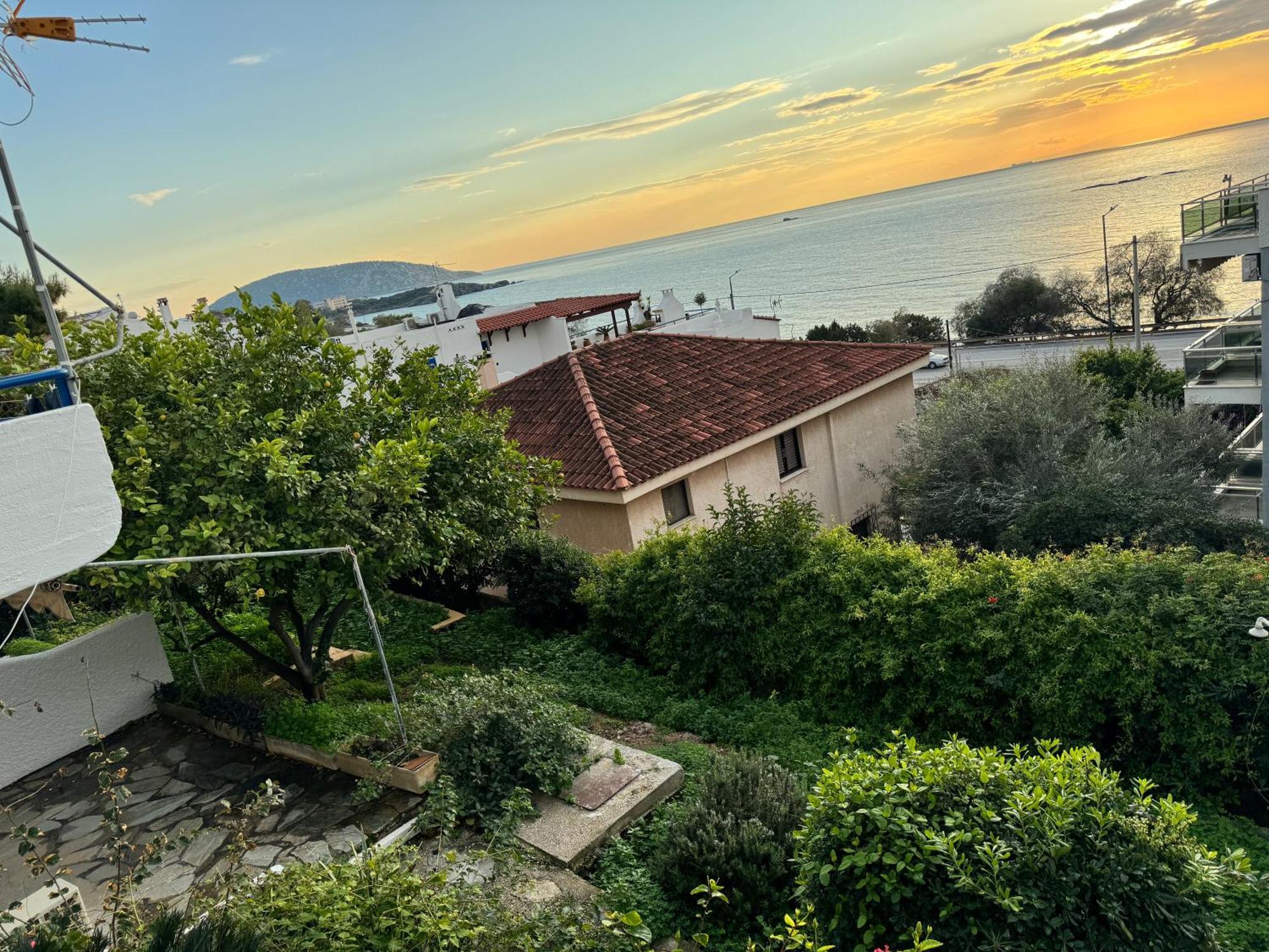 Traditional Seaview Maisonette * Saronida