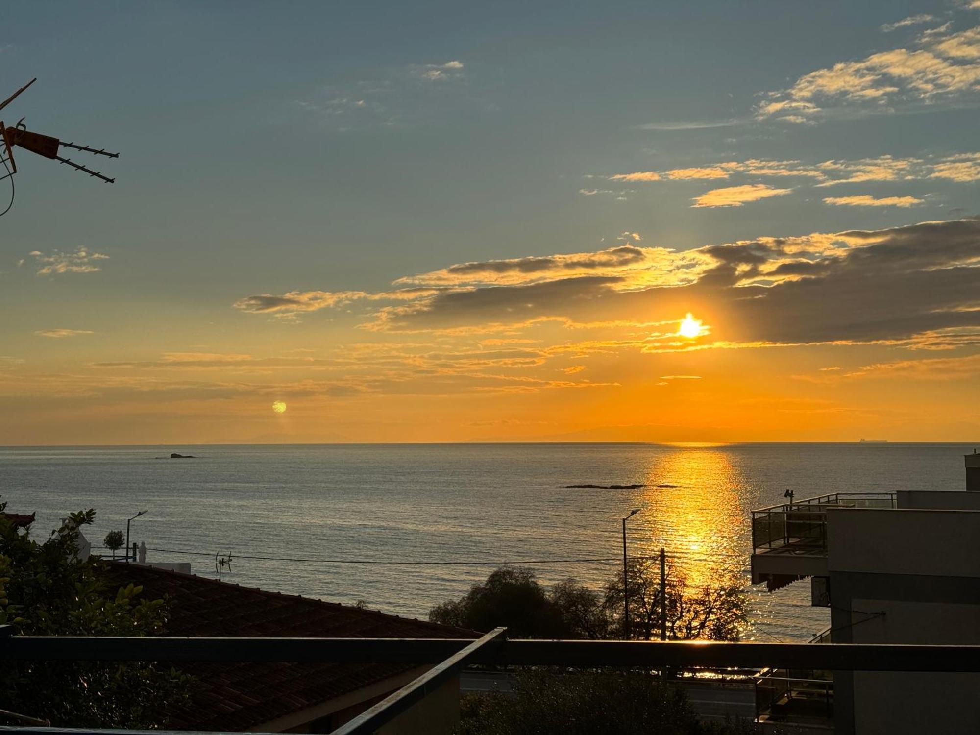 Traditional Seaview Maisonette Saronida