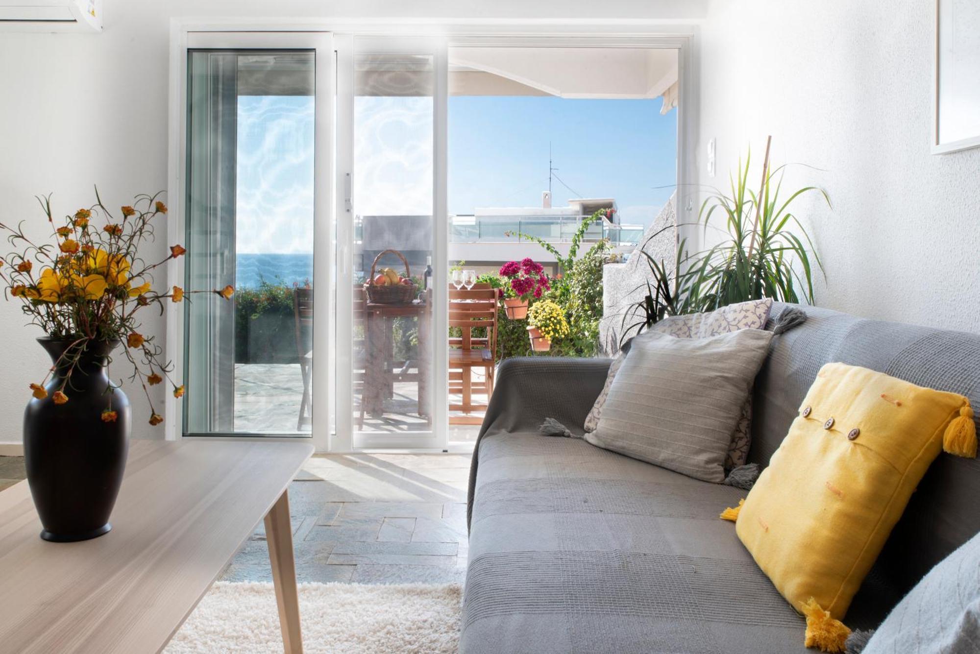 Apartment Traditional Seaview Maisonette