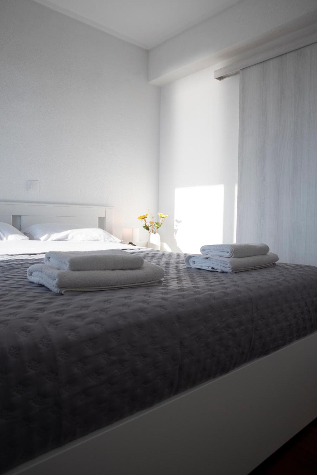 Apartment Traditional Seaview Maisonette
