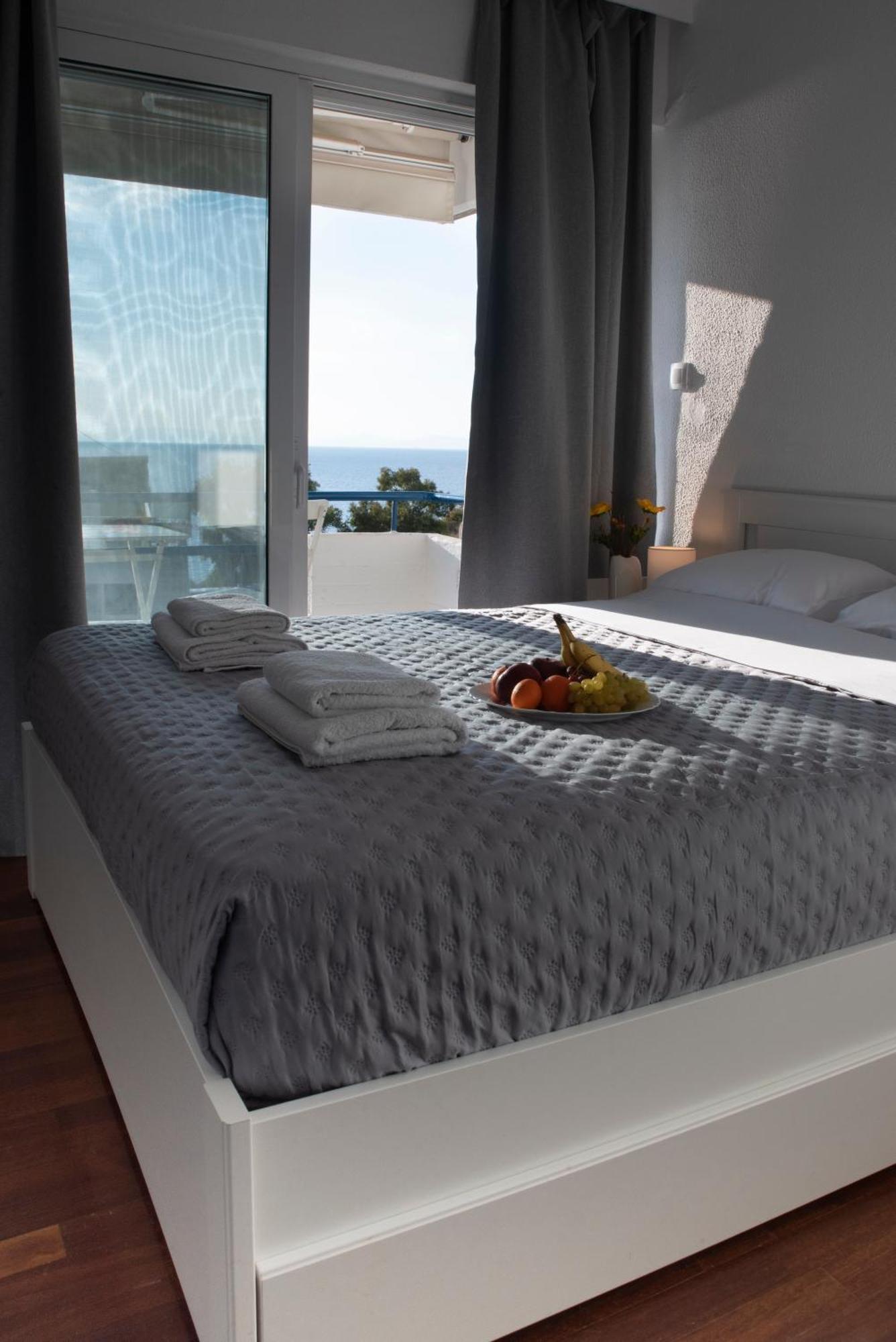 Apartment Traditional Seaview Maisonette Saronida
