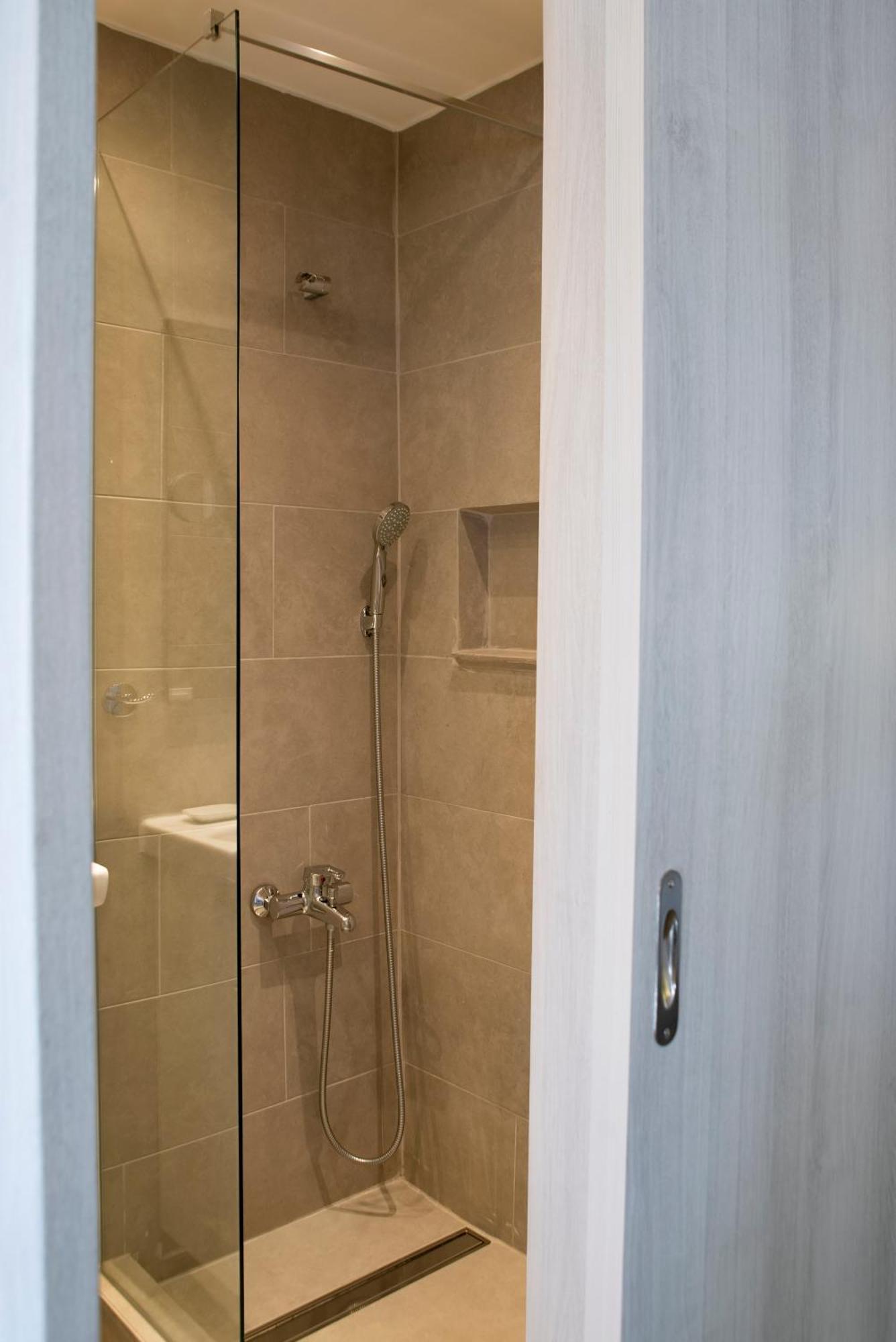 Apartment Traditional Seaview Maisonette